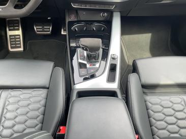 Audi RS4 Avant TFSI Quattro Tiptronic — photo 18