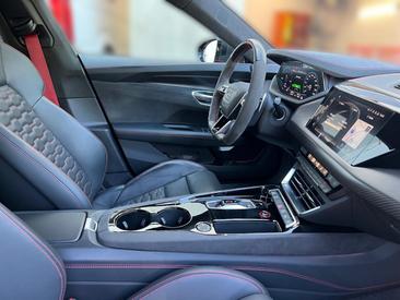 Audi RS E-tron GT E-tron Quattro — photo 15