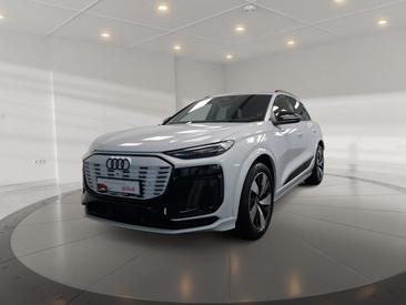 Audi Q6 SUV E-tron E-tron Quattro — photo 2
