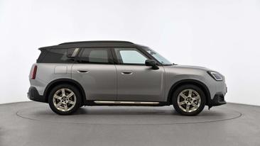 Mini Countryman Cooper SE ALL4 — photo 3