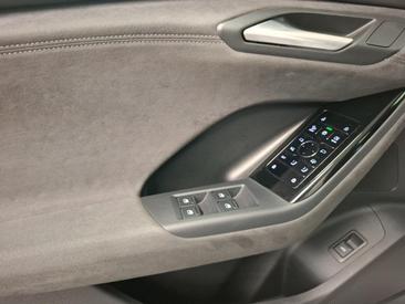 Audi Q6 SUV E-tron E-tron Quattro — photo 15