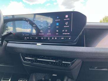 Audi Q6 SUV E-tron E-tron Quattro — photo 12