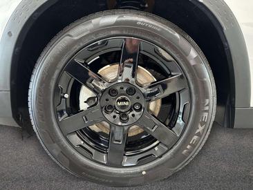 Mini Countryman Berline Cooper D — photo 10