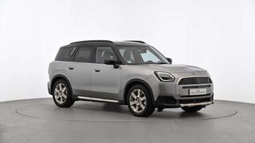 Mini Countryman Cooper SE ALL4 — photo 15
