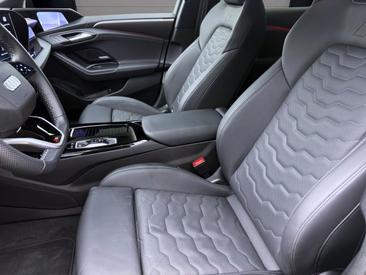 Audi A6 Avant E-tron E-tron — photo 10