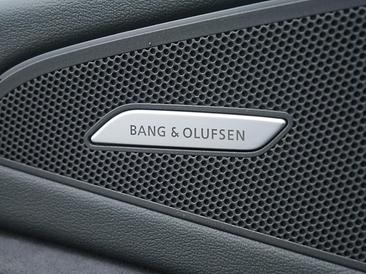 Audi Q6 SUV E-tron E-tron Quattro — photo 12