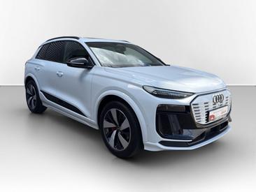 Audi Q6 SUV E-tron E-tron Quattro — photo 3