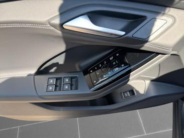 Audi Q6 Sportback E-tron E-tron Quattro — photo 13