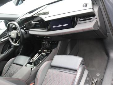 Audi Q6 SUV E-tron E-tron Quattro — photo 8