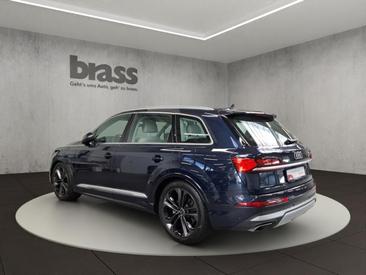 Audi Q7 SUV TFSI E 55 TFSI E Quattro Tiptronic — photo 3