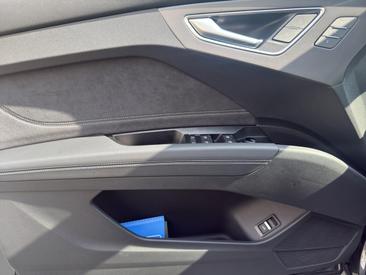 Audi Q4 E-tron E-tron Quattro — photo 13