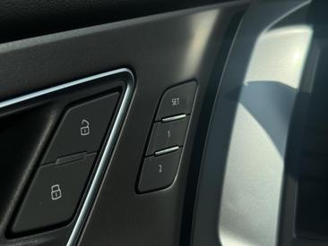 Audi Q4 E-tron E-tron Quattro — photo 17