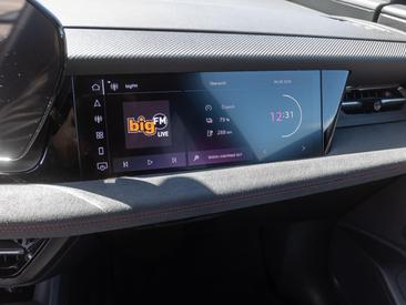 Audi SQ6 SUV E-tron E-tron Quattro — photo 16