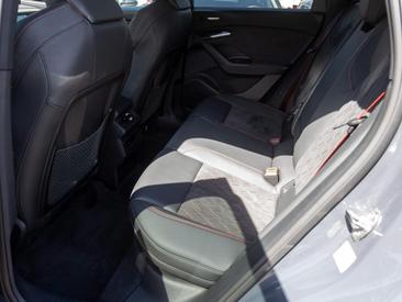 Audi SQ6 SUV E-tron E-tron Quattro — photo 18