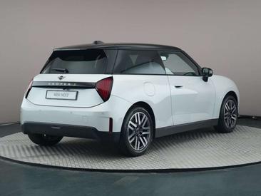 Mini Cooper Electric Berline Cooper SE — photo 10