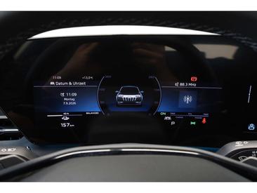 Audi SQ6 SUV E-tron E-tron Quattro — photo 13