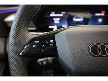 Audi SQ6 SUV E-tron E-tron Quattro — photo 15