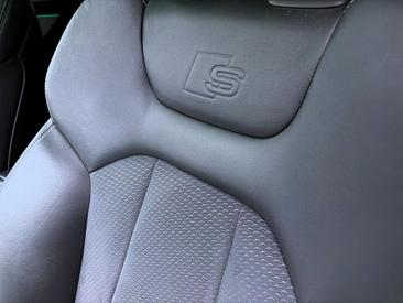 Audi Q8 50 TDI Quattro Tiptronic — photo 21