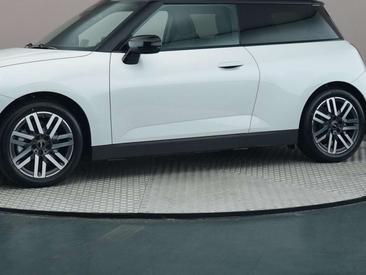 Mini Cooper Electric Berline Cooper SE — photo 18