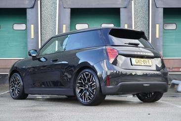 Mini 3 Portes Berline Cooper SE — photo 10