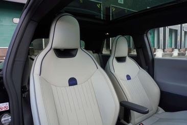 Mini 3 Portes Berline Cooper SE — photo 12