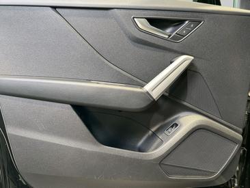 Audi Q2 35 TFSI — photo 13