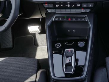 Audi A3 Break Surélevé TFSI E 40 E — photo 7