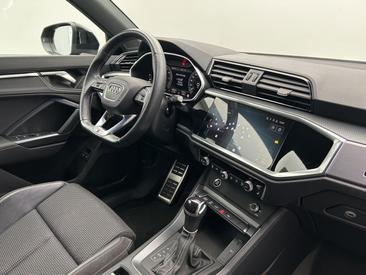 Audi Q3 TFSI E 45 E — photo 7