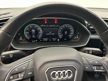 Audi Q3 TFSI E 45 E — photo 9