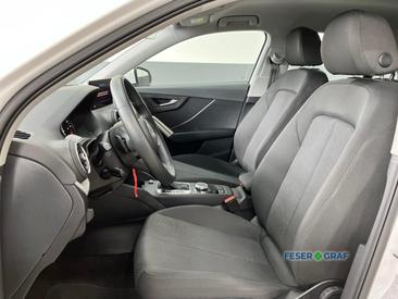 Audi Q2 30 TDI — photo 6
