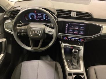 Audi Q3 35 TFSI — photo 9