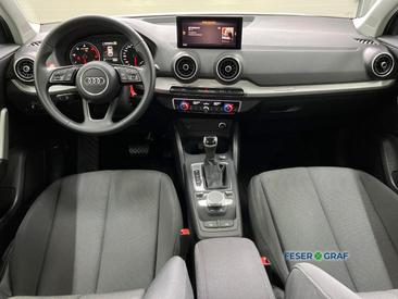 Audi Q2 30 TDI — photo 8
