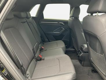 Audi Q3 TFSI E 45 E — photo 16