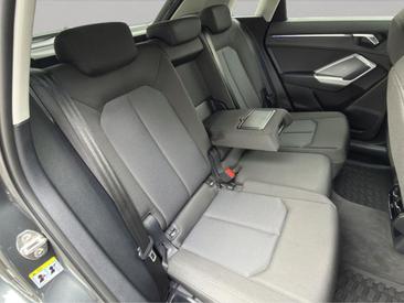 Audi Q3 35 TFSI — photo 15