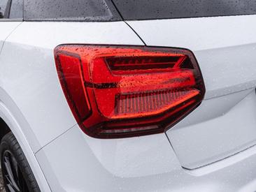Audi Q2 35 TFSI — photo 8