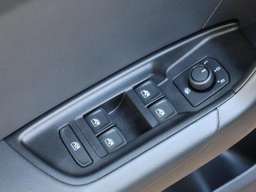 Audi A1 Sportback 30 TFSI — photo 15