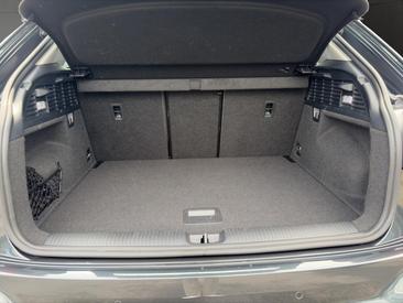 Audi Q2 35 TDI — photo 15