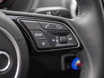 Audi Q2 35 TFSI — photo 15