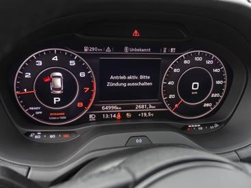 Audi Q2 35 TFSI — photo 17