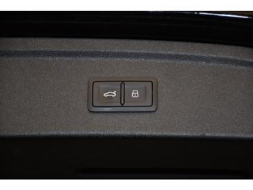 Audi A3 Sportback 35 TDI — photo 10
