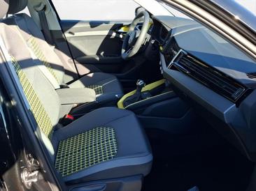 Audi A1 Sportback 30 TFSI — photo 10