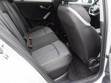 Audi Q2 35 TFSI — photo 25