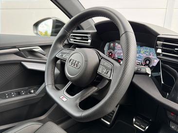 Audi A3 Sportback 35 TDI — photo 14