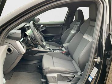 Audi A3 Sportback 35 TFSI — photo 9