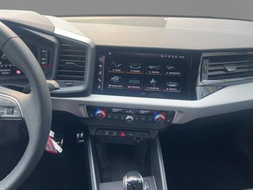 Audi A1 Sportback 25 TFSI — photo 14