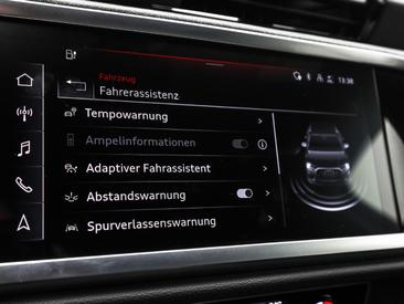 Audi Q3 TFSI E 45 E — photo 14