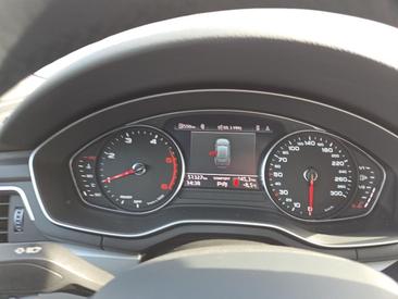 Audi A4 Avant 40 TDI Quattro — photo 9