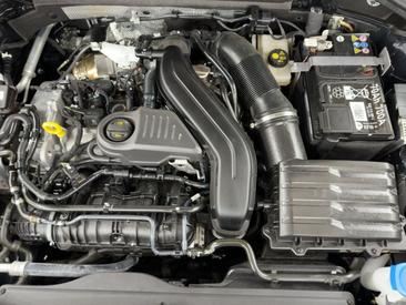 Audi Q2 35 TFSI — photo 12