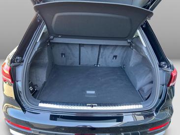 Audi Q3 35 TFSI — photo 11