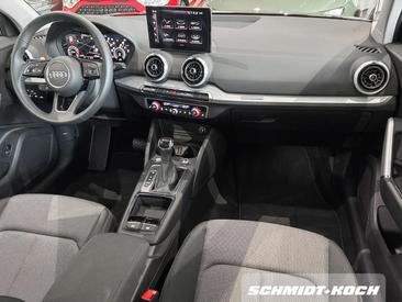 Audi Q2 35 TFSI — photo 10